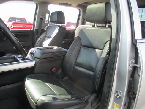 Used 2018 Chevrolet Silverado 1500 LTZ Z71 w/ LTZ Plus Package image 20