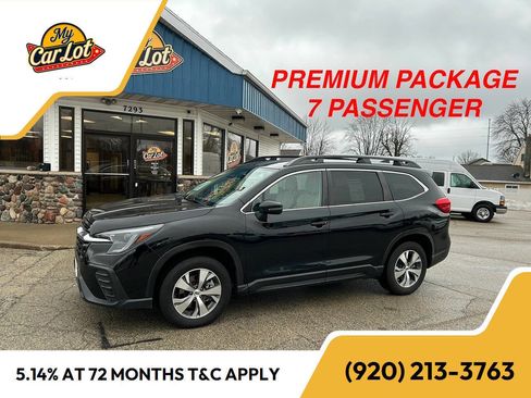 Used 2023 Subaru Ascent Premium image 1