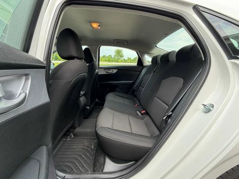 Used 2023 Kia Forte LXS FWD image 20