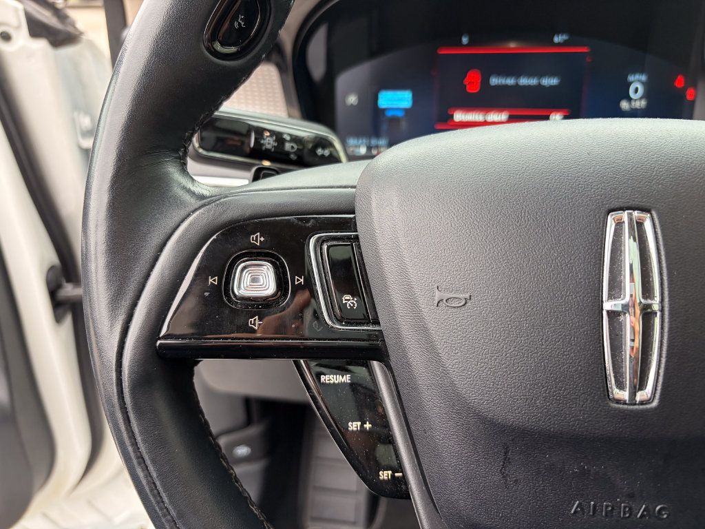 Used 2023 Lincoln Corsair Reserve w/ Equipment Group 201A AWD/4WD image 26
