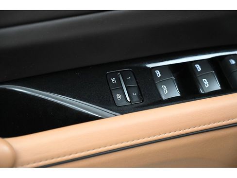 Used 2022 Cadillac Escalade Premium Luxury w/ Performance Package image 36