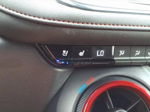 Used 2023 Chevrolet Blazer RS w/ Driver Confidence II Package FWD image 13