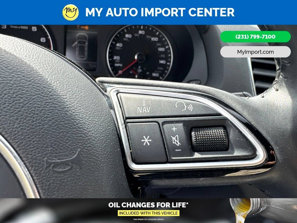 Used 2018 Audi Q3 2.0T Premium w/ Convenience Package AWD/4WD image 18