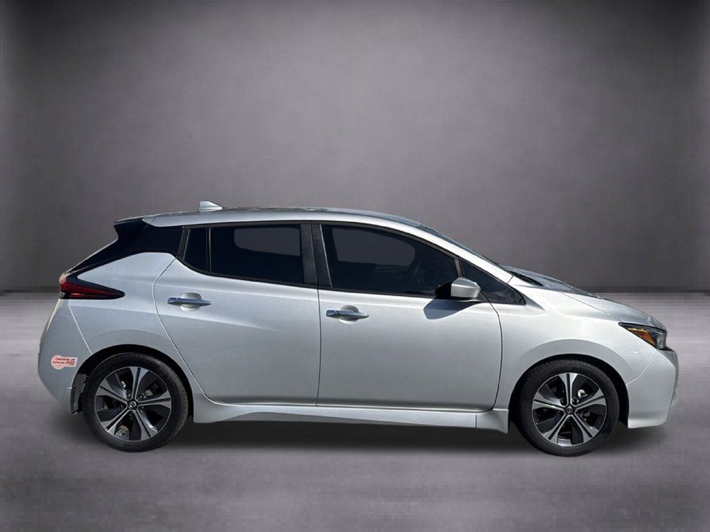 Used 2020 Nissan Leaf SV w/ Protection Package FWD image 3