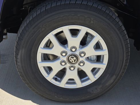 New 2025 Toyota Tacoma Limited image 7