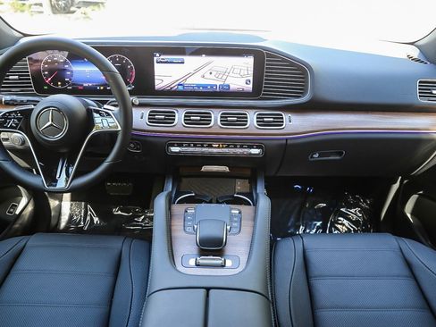 New 2025 Mercedes-Benz GLE 580 4MATIC image 12