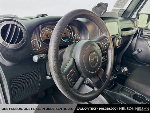 Used 2017 Jeep Wrangler Sport image 9