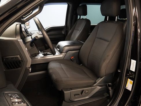 Used 2020 Ford F150 XLT w/ Equipment Group 302A Luxury image 3