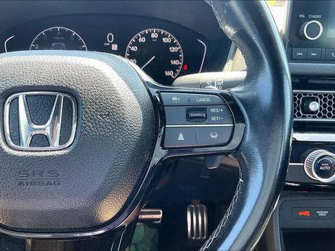 Used 2023 Honda Civic Sport image 11