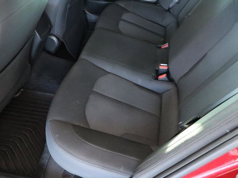 Used 2021 Kia K5 LX image 30