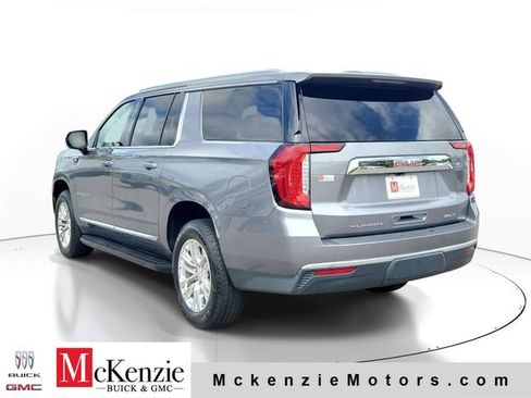 Used 2021 GMC Yukon XL SLT RWD image 4