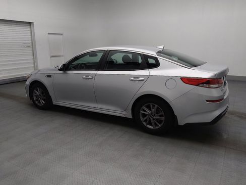 Used 2020 Kia Optima LX FWD image 3