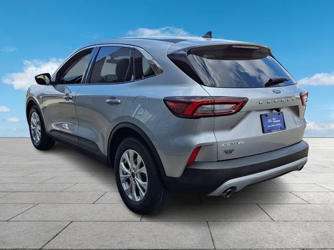 Certified 2023 Ford Escape Active w/ Cold Weather Package image 4