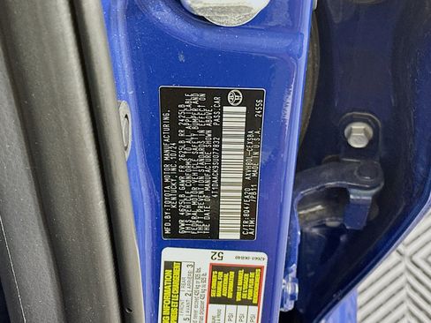 Used 2025 Toyota Camry SE FWD image 12