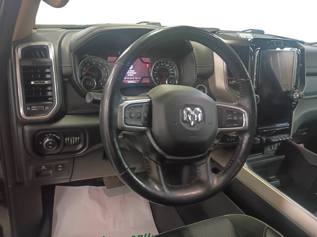 Used 2021 RAM 1500 Laramie w/ Off Road Group AWD/4WD image 12