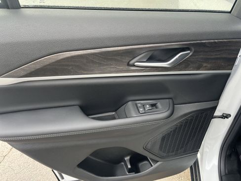 New 2026 Jeep Grand Cherokee Altitude image 26