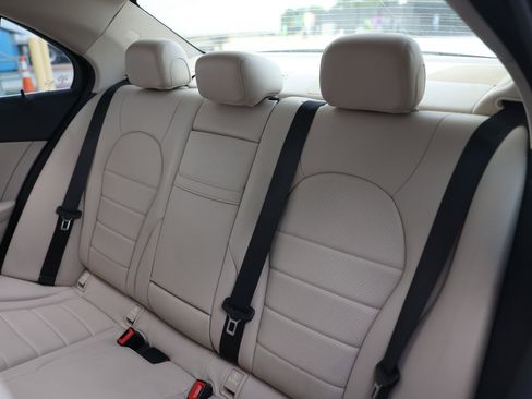 Used 2015 Mercedes-Benz C 300 Sedan image 11