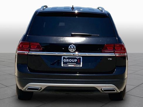 Used 2018 Volkswagen Atlas S FWD image 5