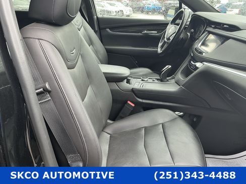 Used 2020 Cadillac XT5 Premium Luxury FWD image 13