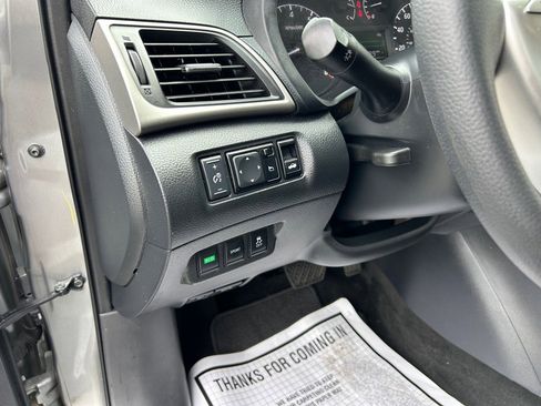 Used 2013 Nissan Sentra S image 35