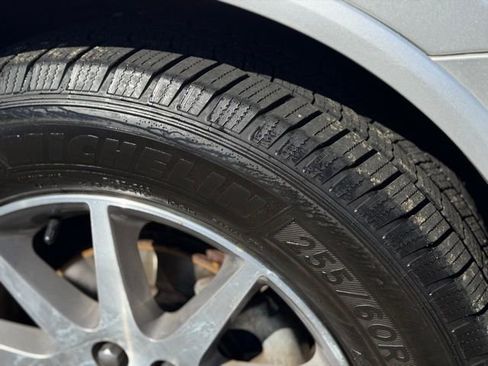 Used 2016 Buick Enclave Leather AWD/4WD image 13