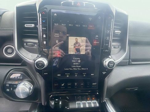 Used 2021 RAM 2500 Laramie w/ Night Edition image 12