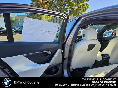 New 2026 BMW 530i xDrive w/ Premium Package AWD/4WD image 19