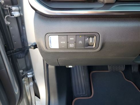 New 2026 GMC Terrain AT4 w/ Convenience Package III image 31