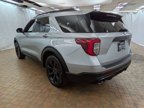 Certified 2022 Ford Explorer ST w/ Equipment Group 401A AWD/4WD image 5