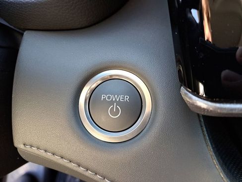 New 2026 Toyota Highlander Platinum image 32