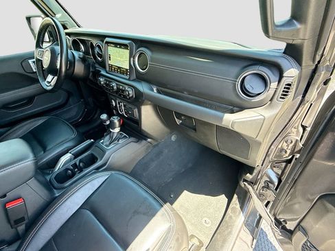 Used 2023 Jeep Wrangler Unlimited Sahara w/ Cold Weather Group image 36