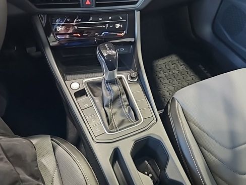 New 2026 Volkswagen Jetta SEL image 33