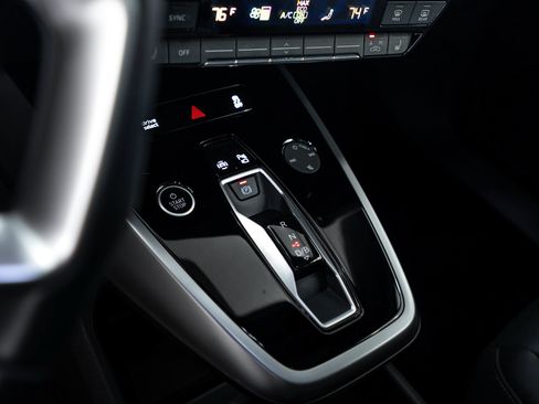 Certified 2023 Audi Q4 e-tron Premium Plus w/ Premium Plus AWD/4WD image 13