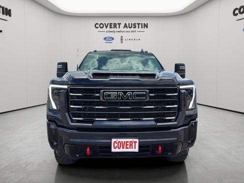 Used 2026 GMC Sierra 3500 AT4 w/ AT4 Premium Plus Package AWD/4WD image 8