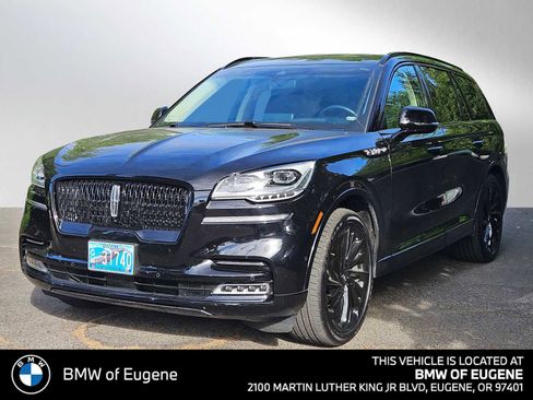 Used 2023 Lincoln Aviator Reserve w/ Equipment Group 201A AWD/4WD image 7