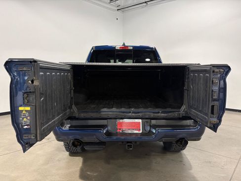Used 2021 RAM 1500 Laramie w/ Sport Appearance Package AWD/4WD image 36
