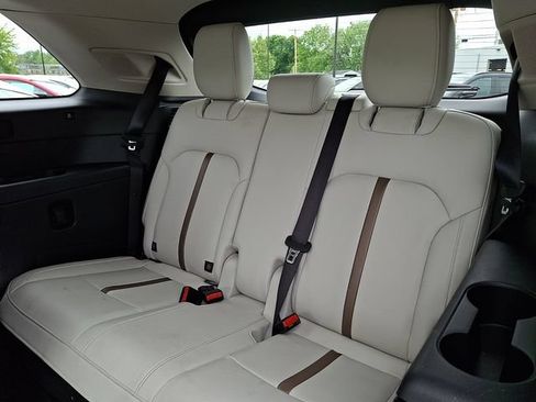 Certified 2024 MAZDA CX-90 Plug-In Hybrid w/ Premium Plus AWD/4WD image 13