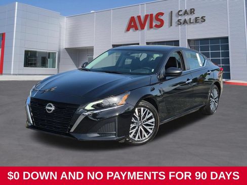 Used 2025 Nissan Altima 2.5 SV FWD image 1