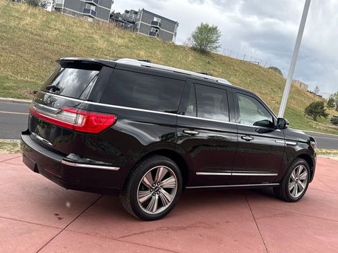 Used 2018 Lincoln Navigator Reserve w/ Technology Package image 8