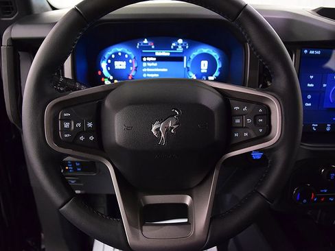 New 2026 Ford Bronco Badlands AWD/4WD image 18