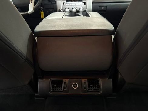 Used 2020 Toyota Tundra SR5 AWD/4WD image 40