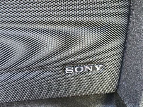 Used 2013 Ford F150 Raptor w/ Luxury Equipment Group image 12