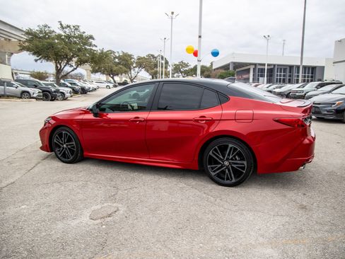 Used 2025 Toyota Camry XSE image 10