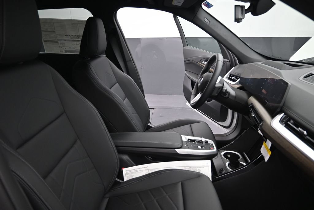 New 2026 BMW X1 xDrive28i w/ Technology Package AWD/4WD image 21