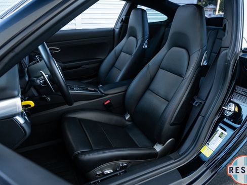 Used 2013 Porsche 911 GT3 RS image 8