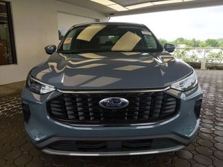 Used 2023 Ford Escape Active w/ Tech Pack #2 AWD/4WD video 2