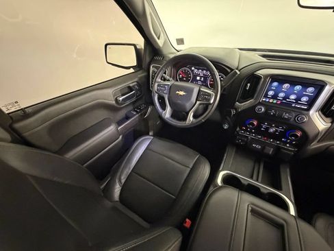 Used 2020 Chevrolet Silverado 1500 LTZ AWD/4WD image 32