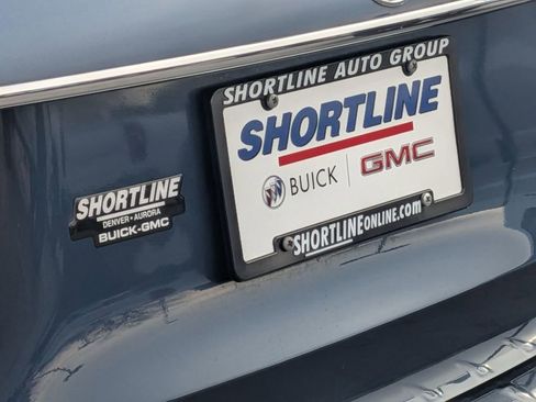 Used 2022 Mercedes-Benz GLB 250 4MATIC w/ Premium Package Lite image 35