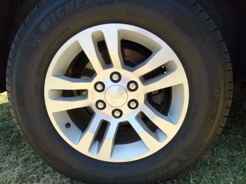 Used 2015 Chevrolet Suburban LT w/ Max Trailering Package image 20