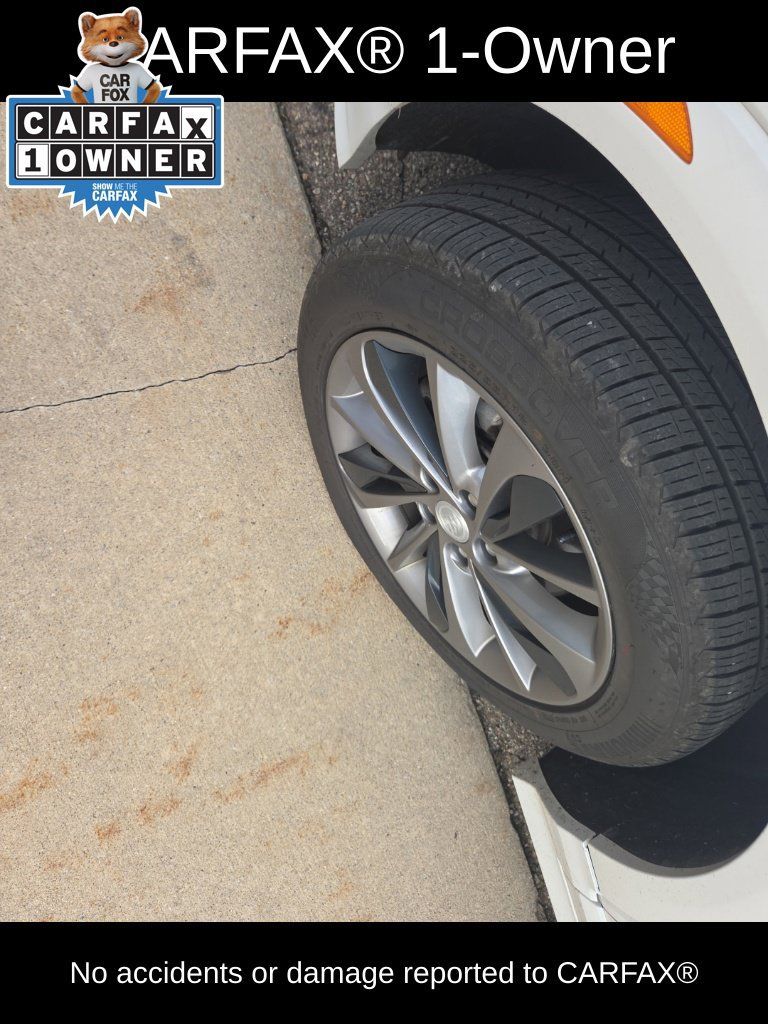 Used 2023 Buick Encore GX Select w/ Sport Touring Package AWD/4WD image 4